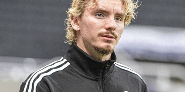 官宣！西甲锁定第二，安东尼接近欧冠，下赛季将遇曼联？